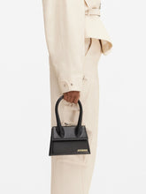 Le Chiquito Moyen Black Bag